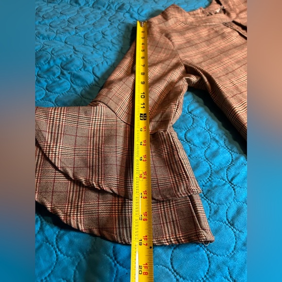 Plaid Top With Ruffle Bell Sleeves & Chest Cut-Out Large - Picture 4 of 10